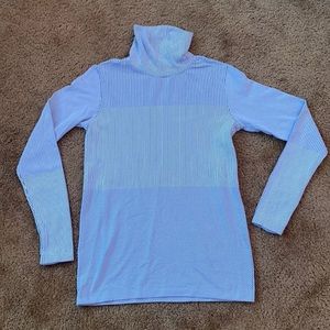 Athleta flurry thermal top women’s M
